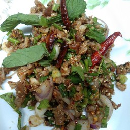 ลาบไก่ย่าง