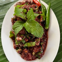 ก้อยเนื้อดิบ