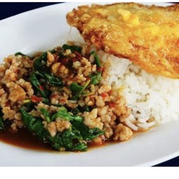 ข้าวผัดกระเพรา