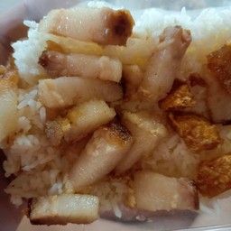 หมูกรอบหรือมันหมู