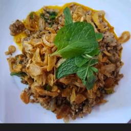 ลาบหมูเมืองเป็นกับ