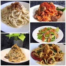 พร้อมเสิร์ฟ by artisandelis Spaghetti  Salad Sandwich