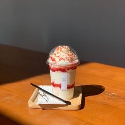 สตอเบอรี่ ชีสเค้ก เฟรบเป้