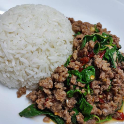 ข้าวราดกระเพรา