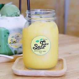 Juice Street Good Belly เจริญเมือง