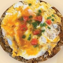 หมูสวรรค์คลุกข้าวหน้าไข่ข้น