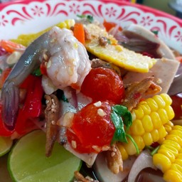 ข้าวโพด ไข่เค็ม หมูยอ กุ้งสุก