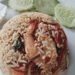 ข้าวผัดโป๊ะแตก