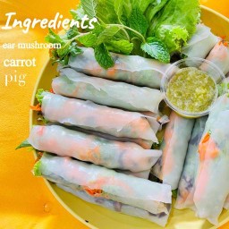 ก๋วยเตี๋ยวลุยสวนซีฟู้ด