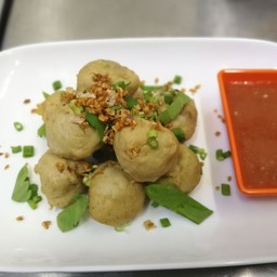 ลูกชิ้นเป็ดลวกจิ้ม