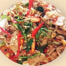 หมูหมักผัดพริกตะไคร้หอมราดข้าว