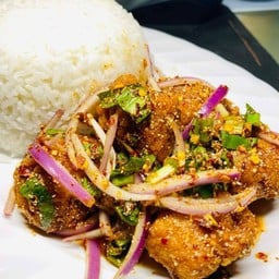 ข้าวยำไก่ป๊อป