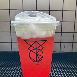 สตอเบอรี่บัตเตอร์เบียร์