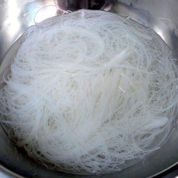 ขนมจีน แซ่บจั๊ว สาขา 1