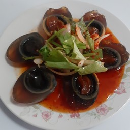 ยำไข่เยี้ยวม้า