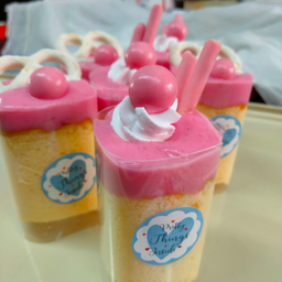 มินิเค้กรสนมชมพู