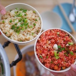 ข้าวผัดกระเทียม