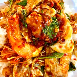 ผัดพริกแกงรวมมิตร