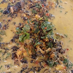 แกงคั่วหอยโข่งใบชะพลู