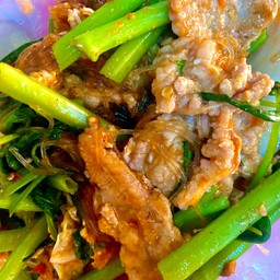 สุกี้แห้งหมูชิ้น