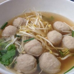 เกาเหลาลูกชิ้น