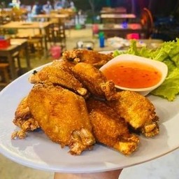 ปีกไก่ทอด