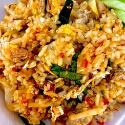 ข้าวผัดต้มยำหมูสับ