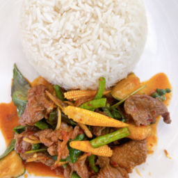 กวางผัดเผ็ดราดข้าว