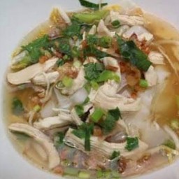 ก๋วยเตี๋ยวไก่บ้านธวัช [บ้านแพนอยุธยา]
