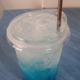 น้ำบลูฮาวายโซดา