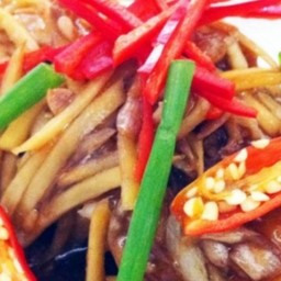 ข้าว - ปลากระพงผัดขิง (ไข่ข้น)