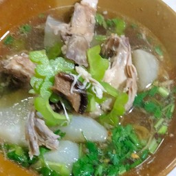 ก๋วยเตี๋ยวไก่มะระ อิคลาส(นิช้อยเจ้าเก่า))