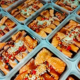 แอบแซ่บ แซลมอนดอง (by pearrypie)
