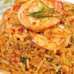 ข้าวผัดน้ำพริกเผา (ไก่,เนื้อ,กุ้ง) ไข่ดาว