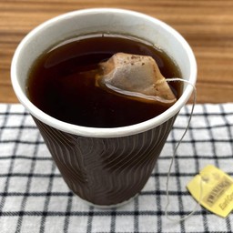 ชาเอิร์ลเกรย์ร้อน (Hot twining earl grey tea)