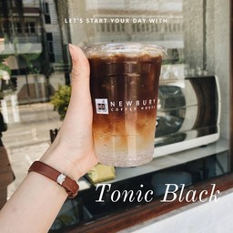 Tonic Black