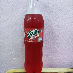 น้ำแดง มิรินด้า