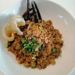 ยำ(ตำ), ถั่วฝักยาว, มะเขือ, ถั่วแปบ, เห็ดเข็มทอง(ใส่หมู)