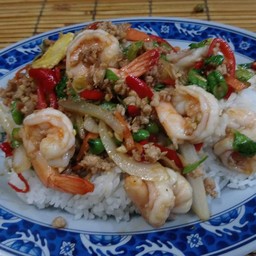 ข้าว กระเพรากุ้ง