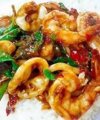 กระเพรา ทะเล ราดข้าว