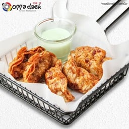 เกี๊ยวซ่าโอป้าการ์ลิค