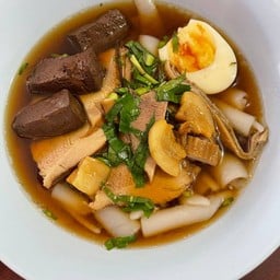 ก๋วยจั๊บ