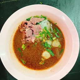 ก๋วยเตี๋ยว เนื้อสด