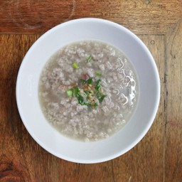 ซุปหมูสับ สูตรพิเศษของร้านแซว
