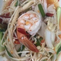 ยำเห็ดเข็มทอง