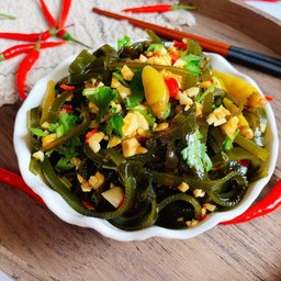 ยำสาหร่าย