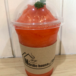 สตอเบอรี่โซดาปั่น