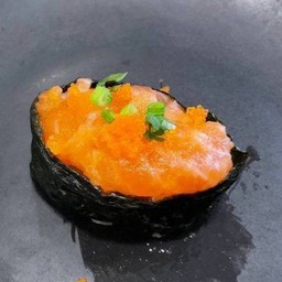 ซูชิแซลมอนสับ