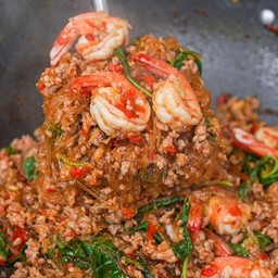 กะเพราวุ้นเส้น