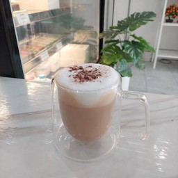 คาปูชิโน่ร้อน Dlm